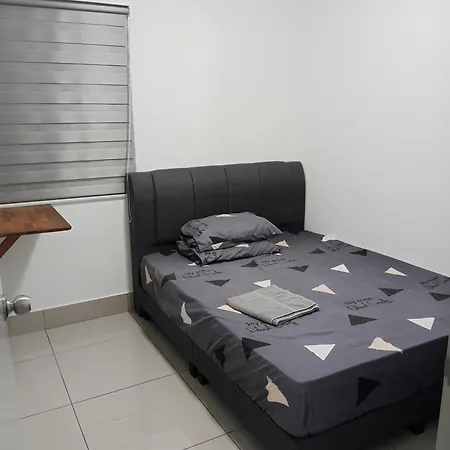Cozy Couple Master Bedroom 10 Mins From Klcc & Lrt Station